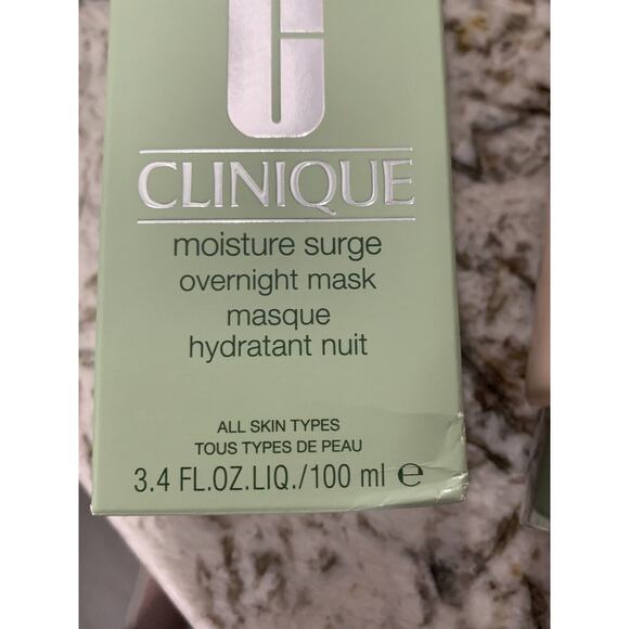 Clinique Moisture Surge Overnight Mask 3.4oz Full Size rv44 - Picture 3 of 4
